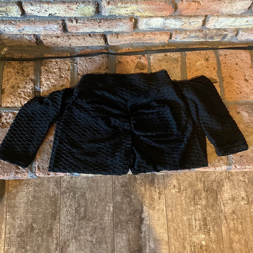 Black Scrunchy leggings